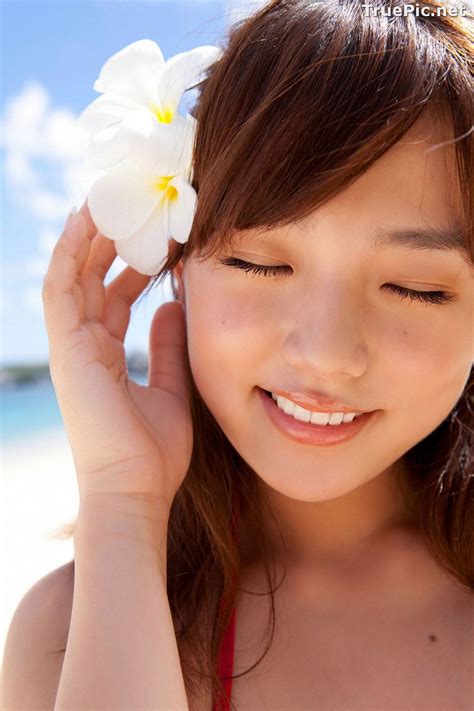 Ai Shinozaki .